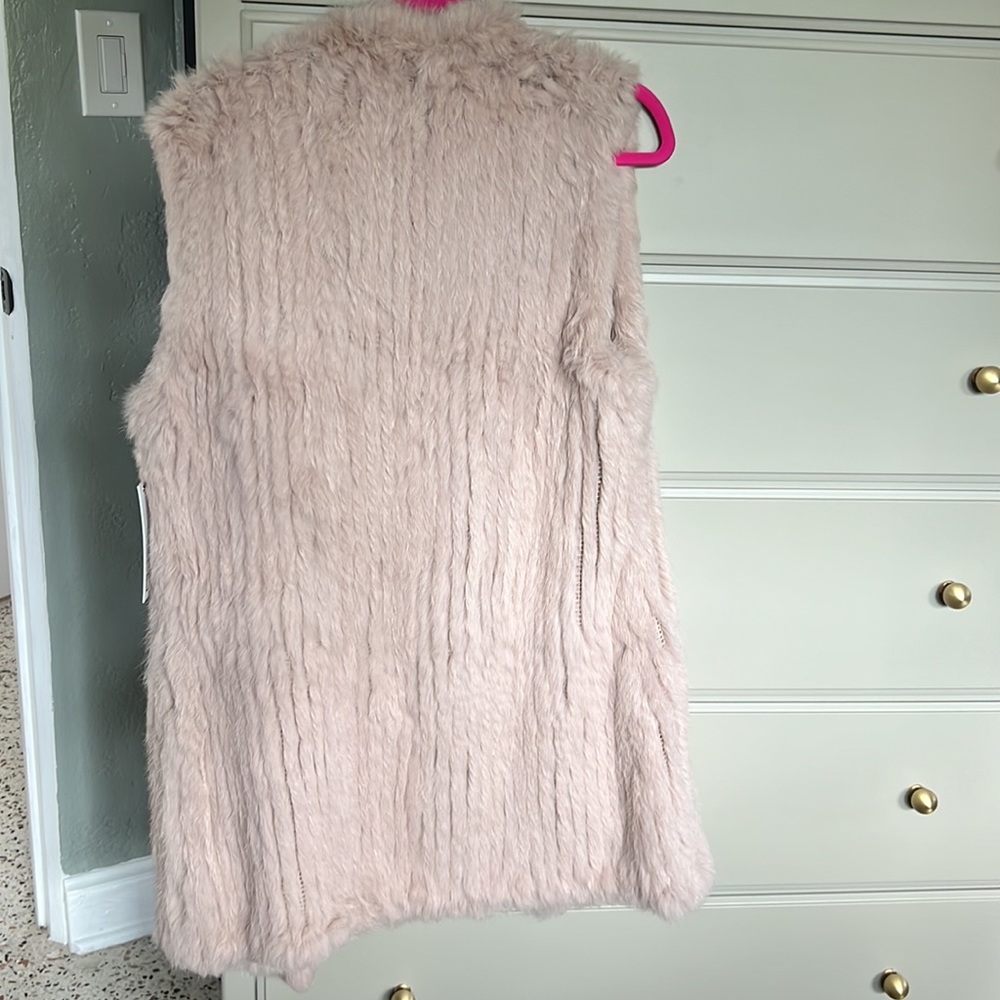 Rabbit Fur Vest - Picture 5 of 9